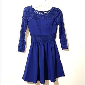 Forever 21 Navy Blue Lace Front 3/4 Sleeves Skater Dress Size 2